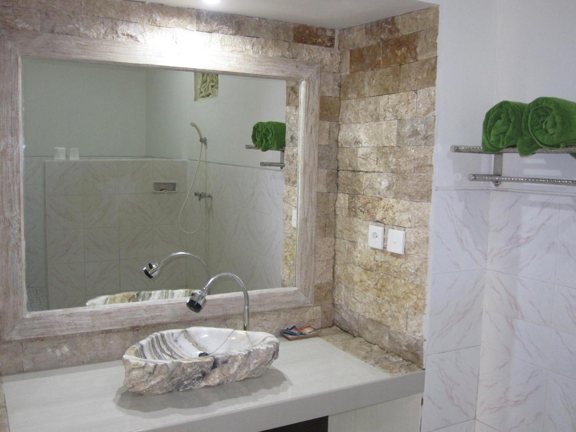 Galang Kangin Bungalows Amed Oda fotoğraf