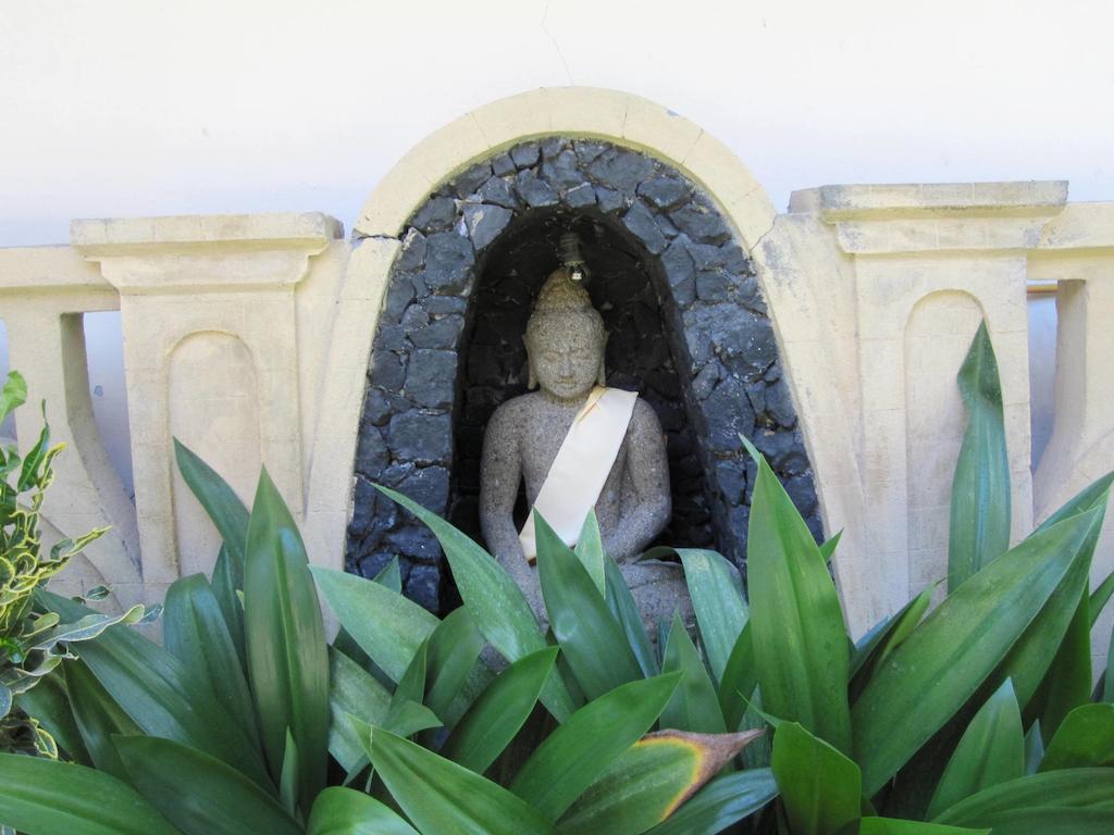 Galang Kangin Bungalows Amed Oda fotoğraf