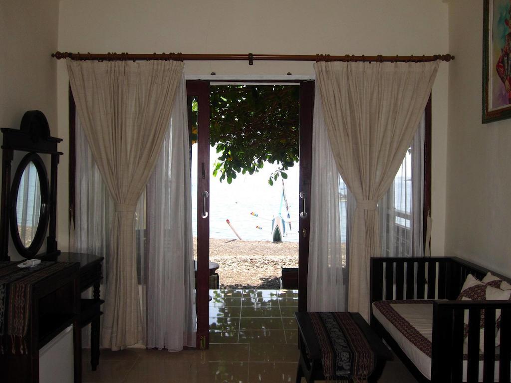 Galang Kangin Bungalows Amed Oda fotoğraf