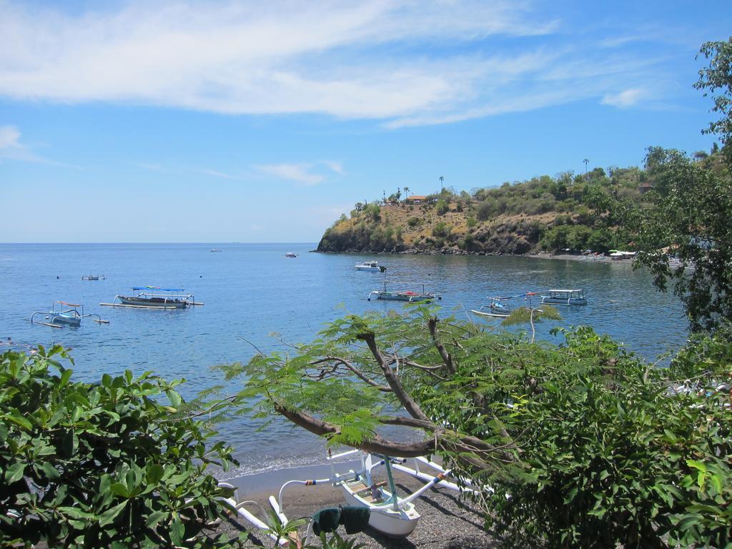 Galang Kangin Bungalows Amed Dış mekan fotoğraf